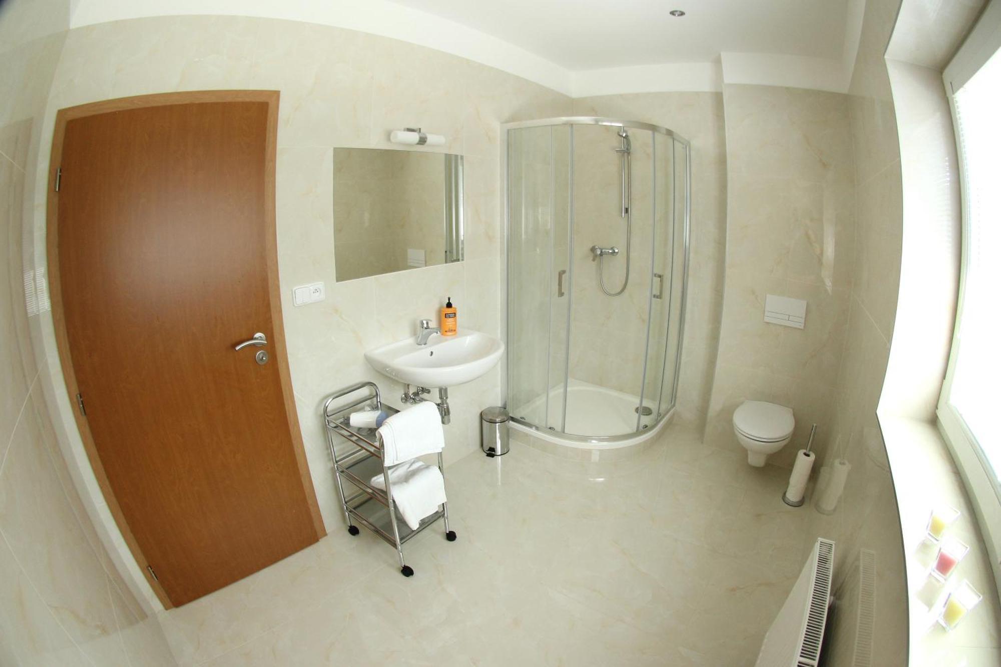 Cerny Kocour Apart Hotel Sarovy Экстерьер фото