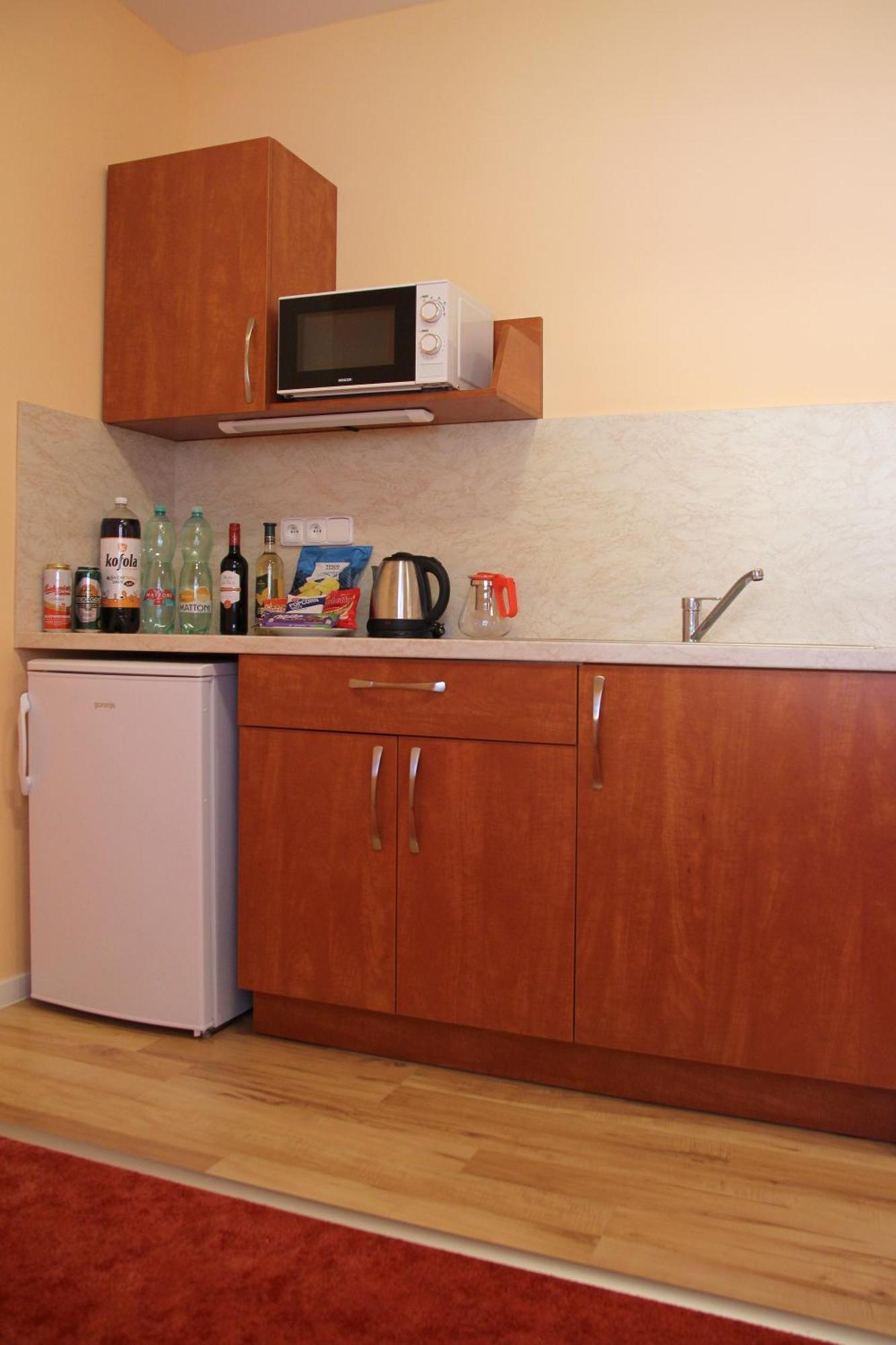 Cerny Kocour Apart Hotel Sarovy Экстерьер фото